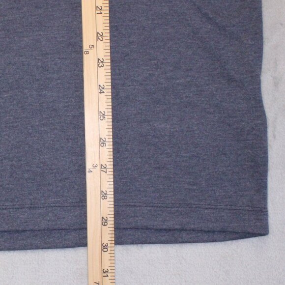 New England Patriots Short Sleeve Crew Neck Tee Men's - Picture 10 of 10